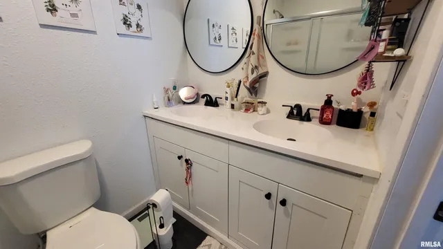 $305,000 | 117 North Morrison Street, Centralia, IL 62801