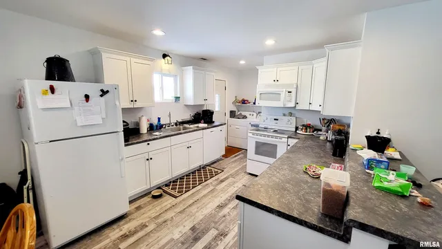 $305,000 | 117 North Morrison Street, Centralia, IL 62801