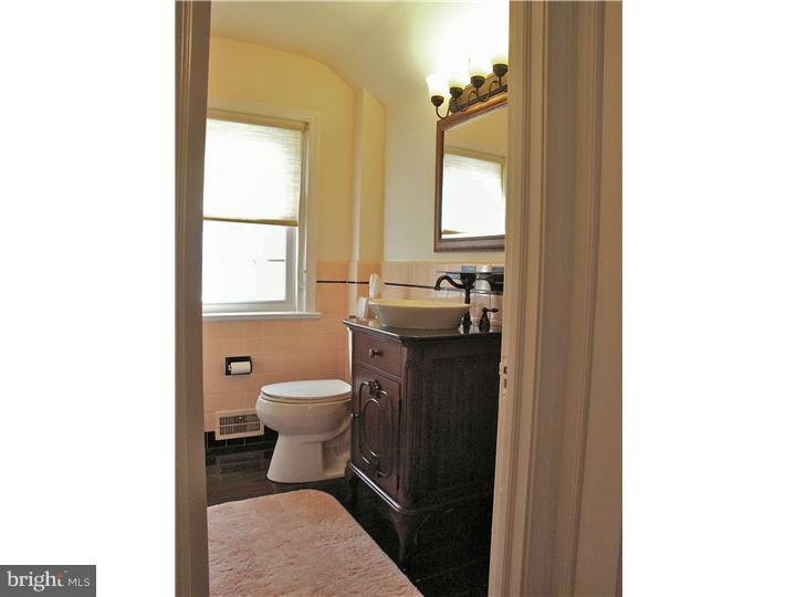 1608 Ridgeway Road Havertown, PA 19083 - Photo 21 of 24 Bathroom