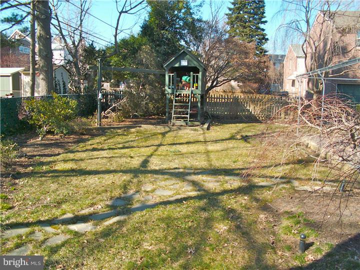 1608 Ridgeway Road Havertown, PA 19083 - Photo 23 of 24 Back Yard