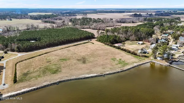 $585,000 | 220 Pungo Shore Drive, Belhaven, NC 27810