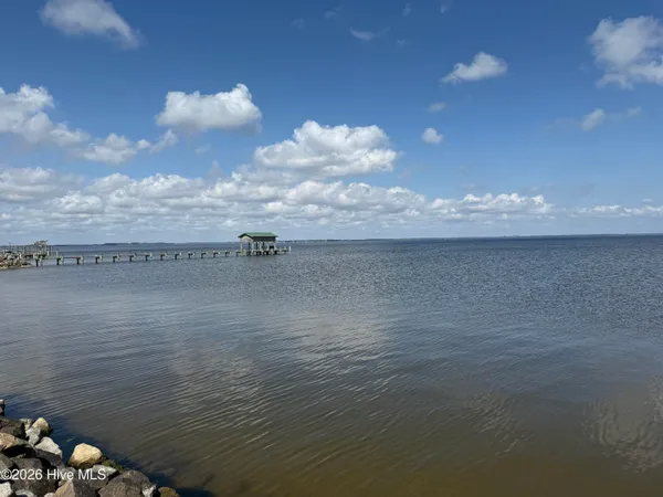 $585,000 | 220 Pungo Shore Drive, Belhaven, NC 27810