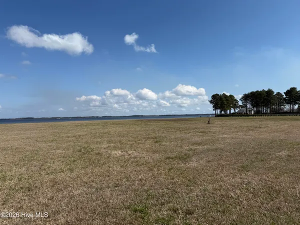 $585,000 | 220 Pungo Shore Drive, Belhaven, NC 27810