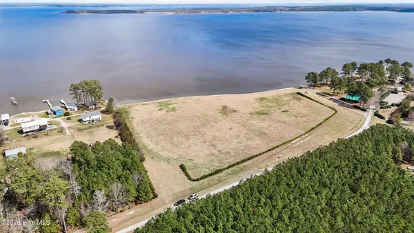 $585,000 | 220 Pungo Shore Drive, Belhaven, NC 27810