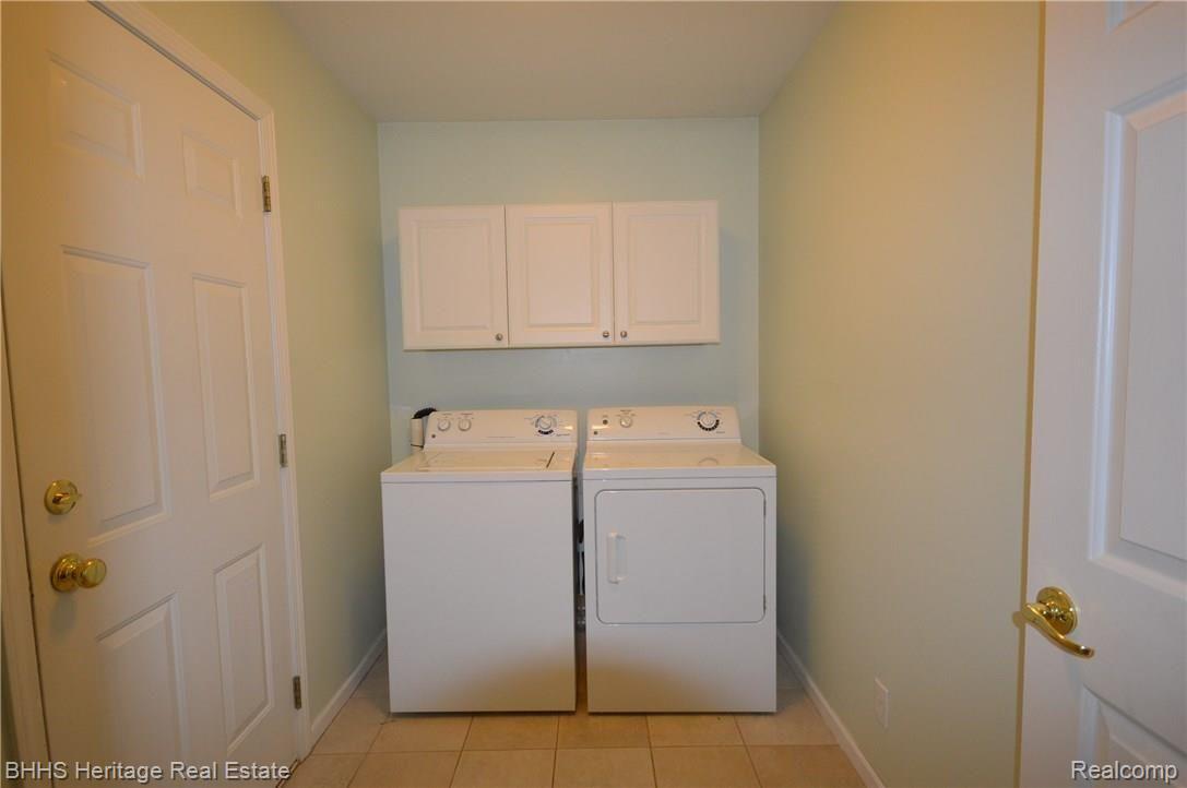 8569 Lee Road Brighton, MI 48116 - Photo 25 of 60 DSC_1036.JPG