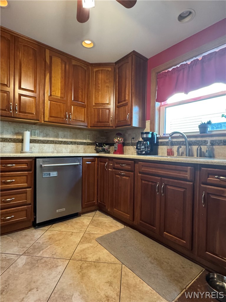207 Wardman Road Tonawanda, NY 14217 - Photo 12 of 35 Gallery Image 12