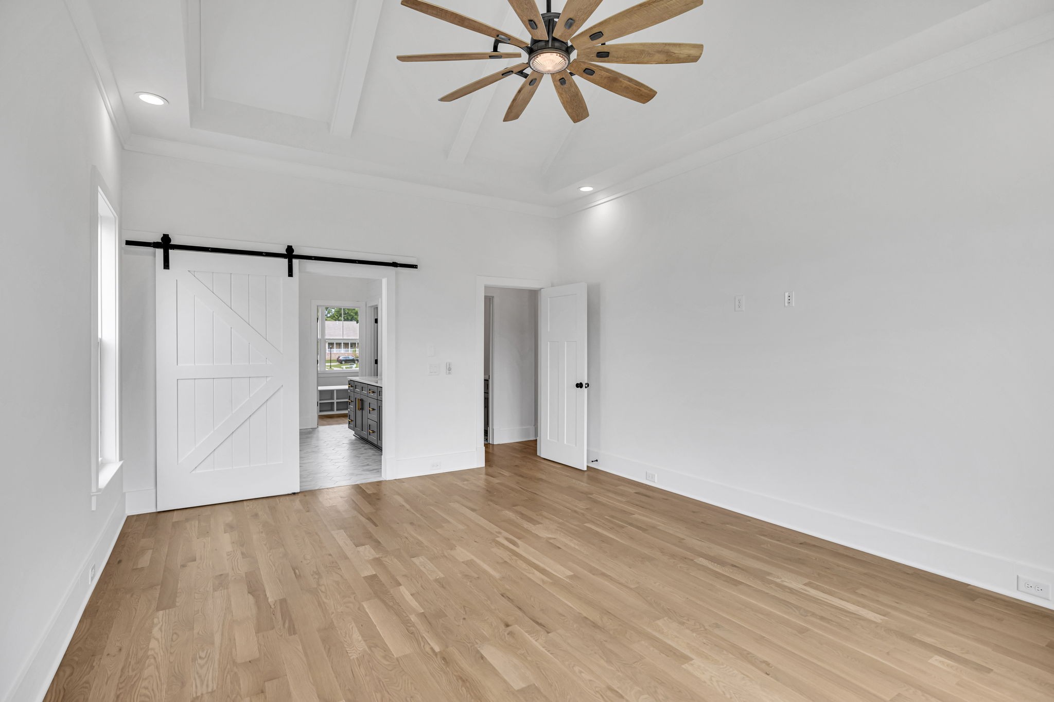 5925 Hunt Valley Drive Spring Hill, TN 37174 - Photo 26 of 69 a view of empty room with wooden floor