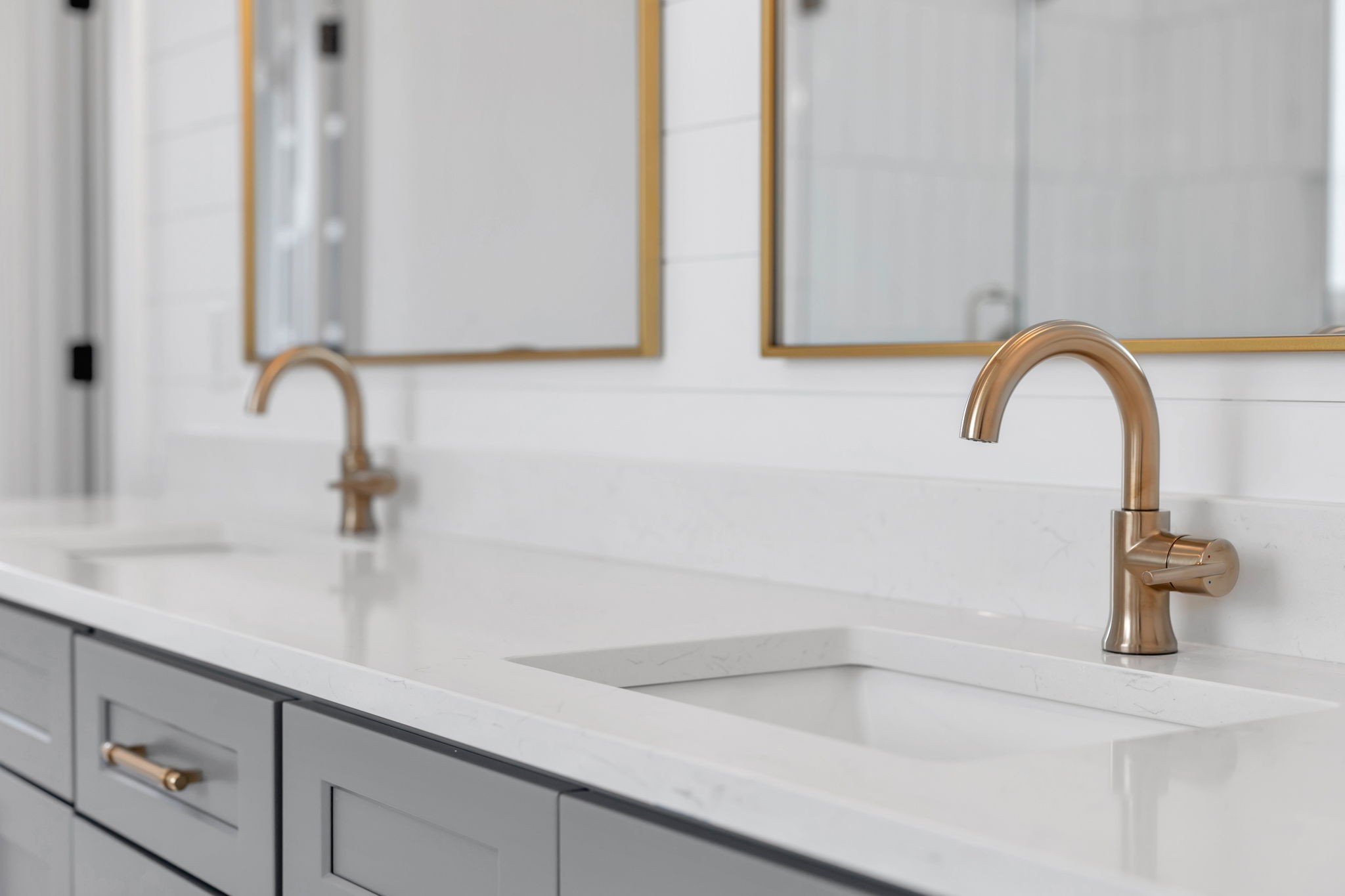 5925 Hunt Valley Drive Spring Hill, TN 37174 - Photo 28 of 69 a bathroom with a sink and a mirror