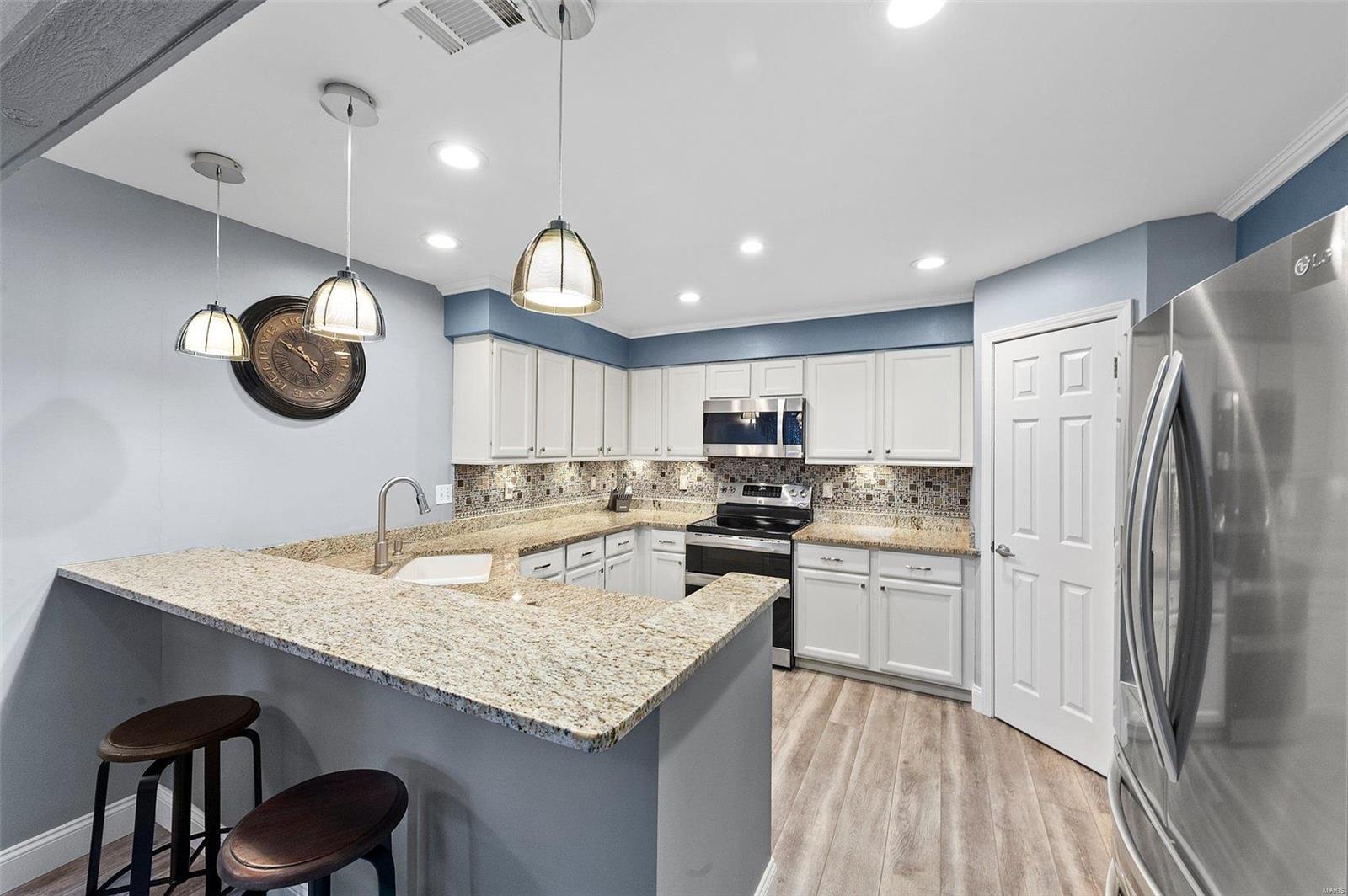 1407 Hemingway Lane, Unit B Weldon Spring, MO 63304 - Photo 6 of 28