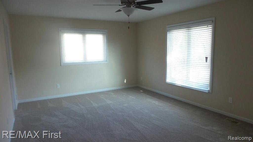 235 Stonetree Circle Rochester Hills, MI 48309 - Photo 16 of 29