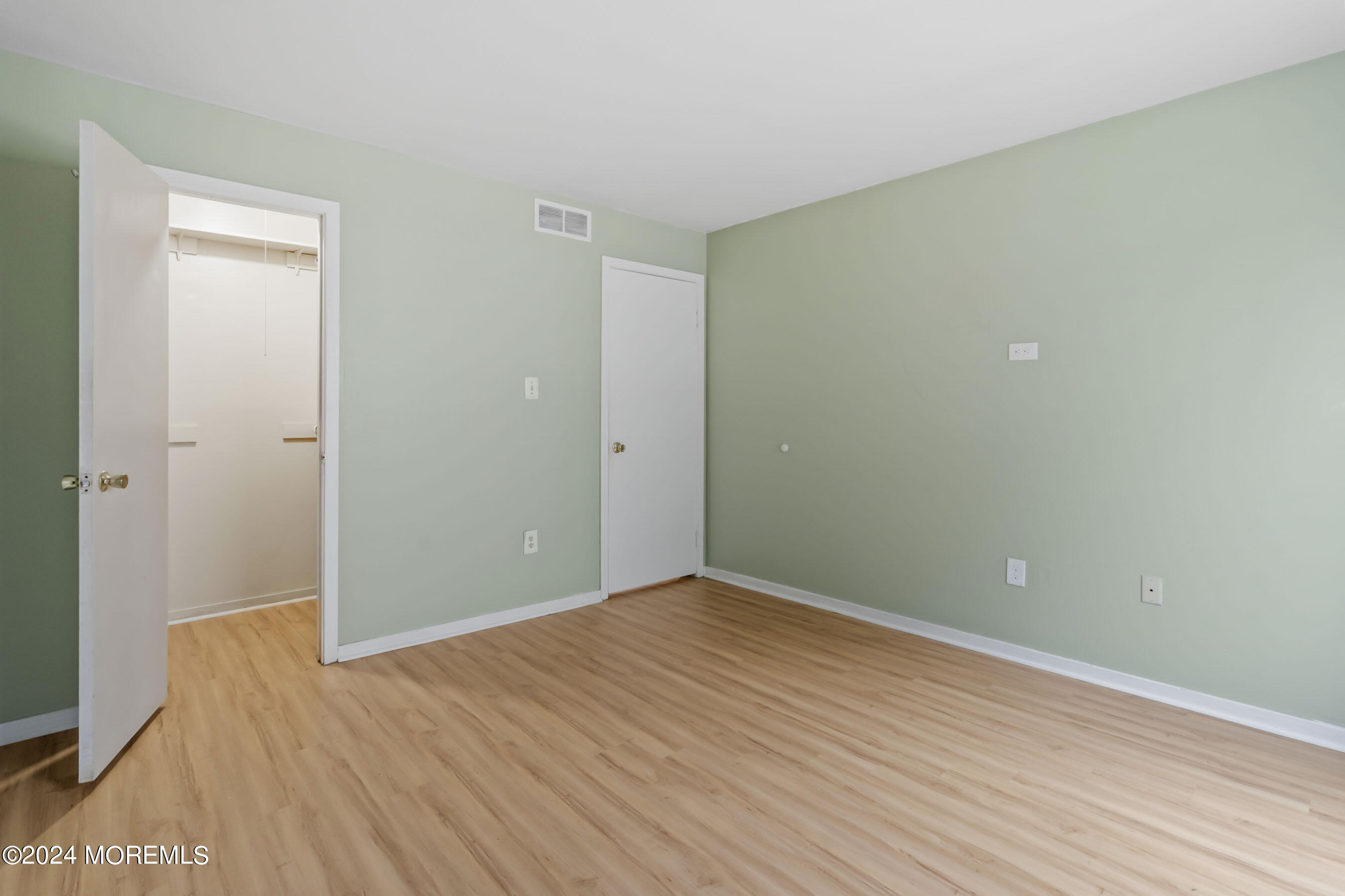 2105 Sandra Road Voorhees, NJ 08043 - Photo 12 of 18 15-Bed 1B