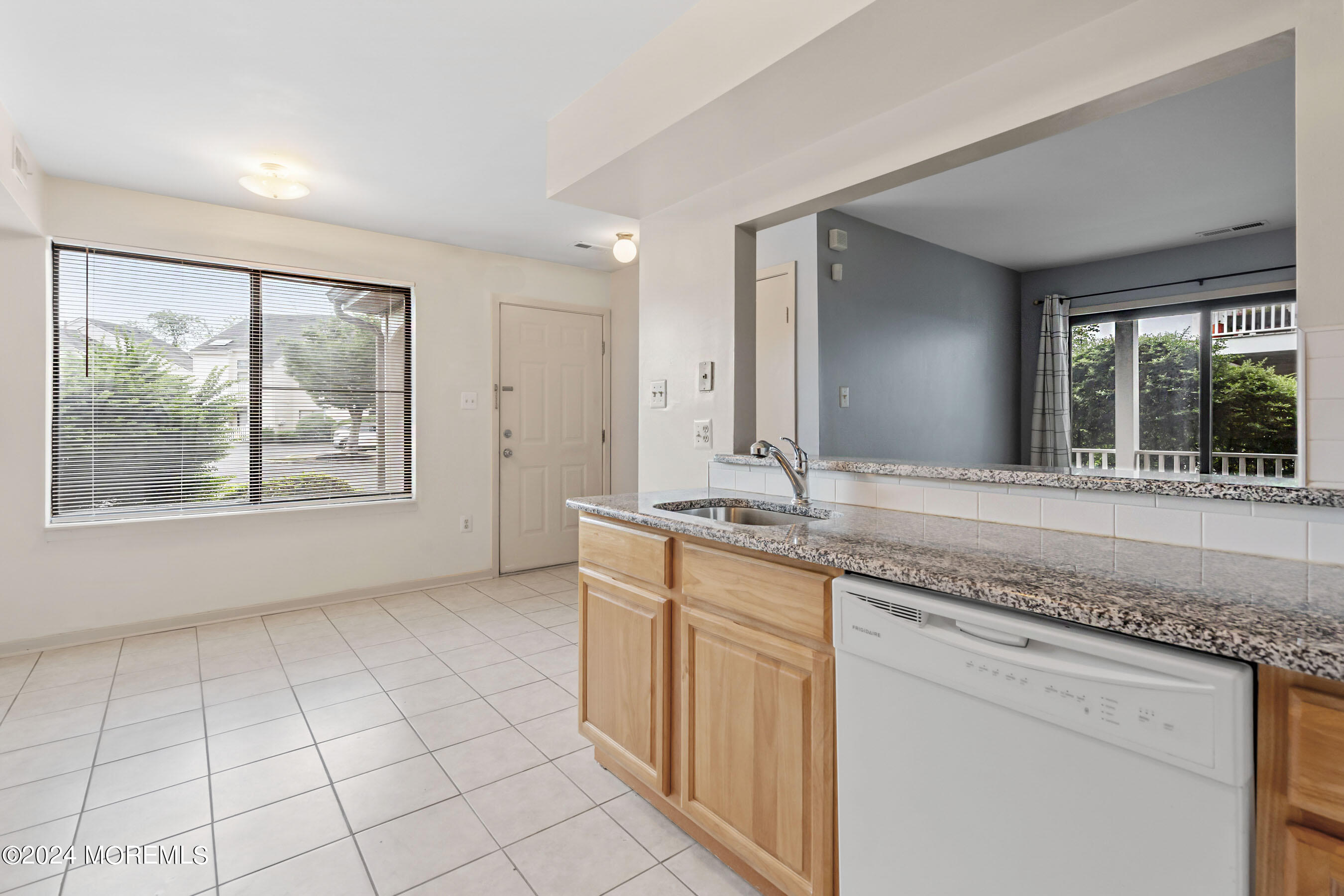 2105 Sandra Road Voorhees, NJ 08043 - Photo 5 of 18 09-Kitchen to Dining