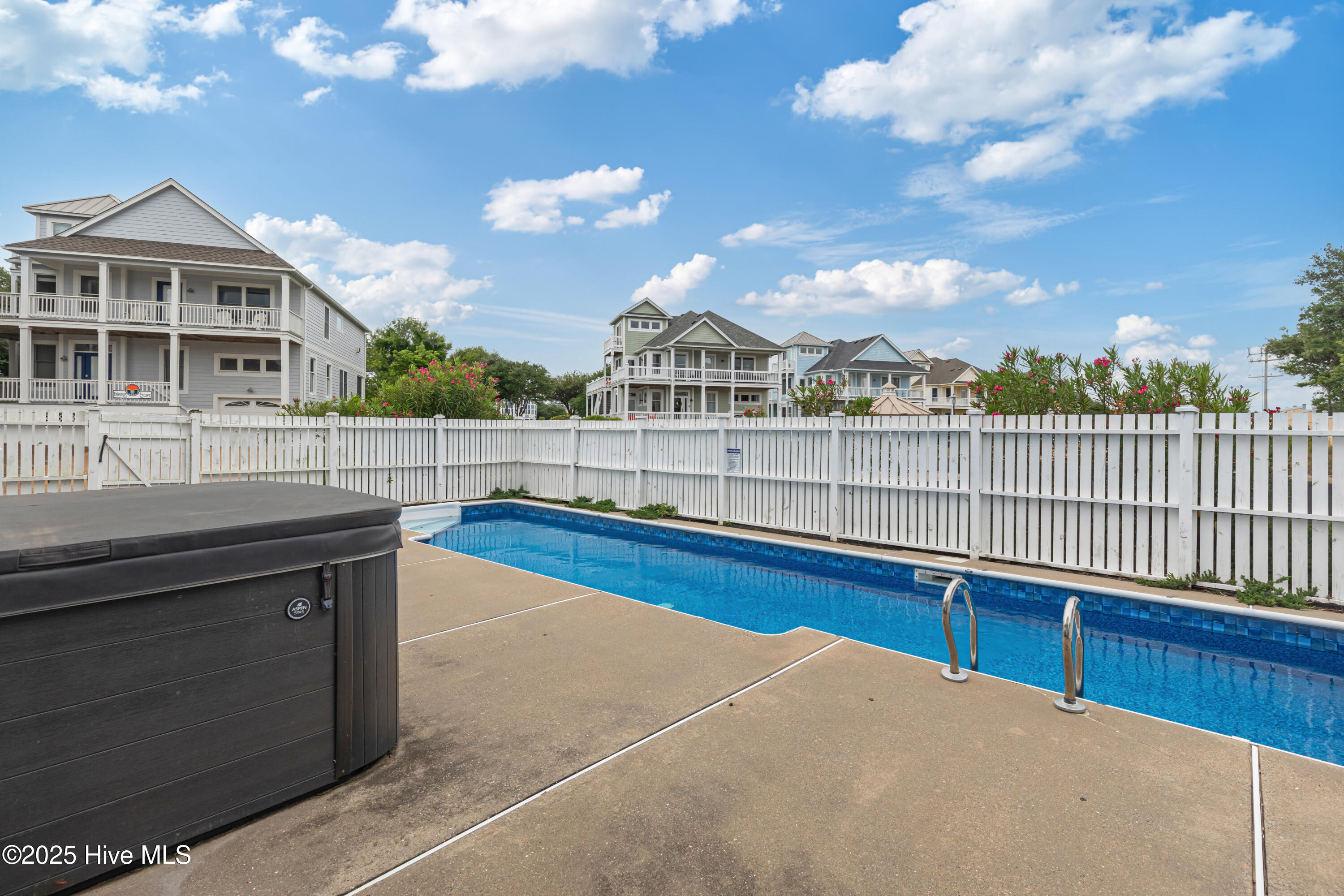 759 Ridge Point Drive Corolla, NC 27927 - Photo 14 of 37