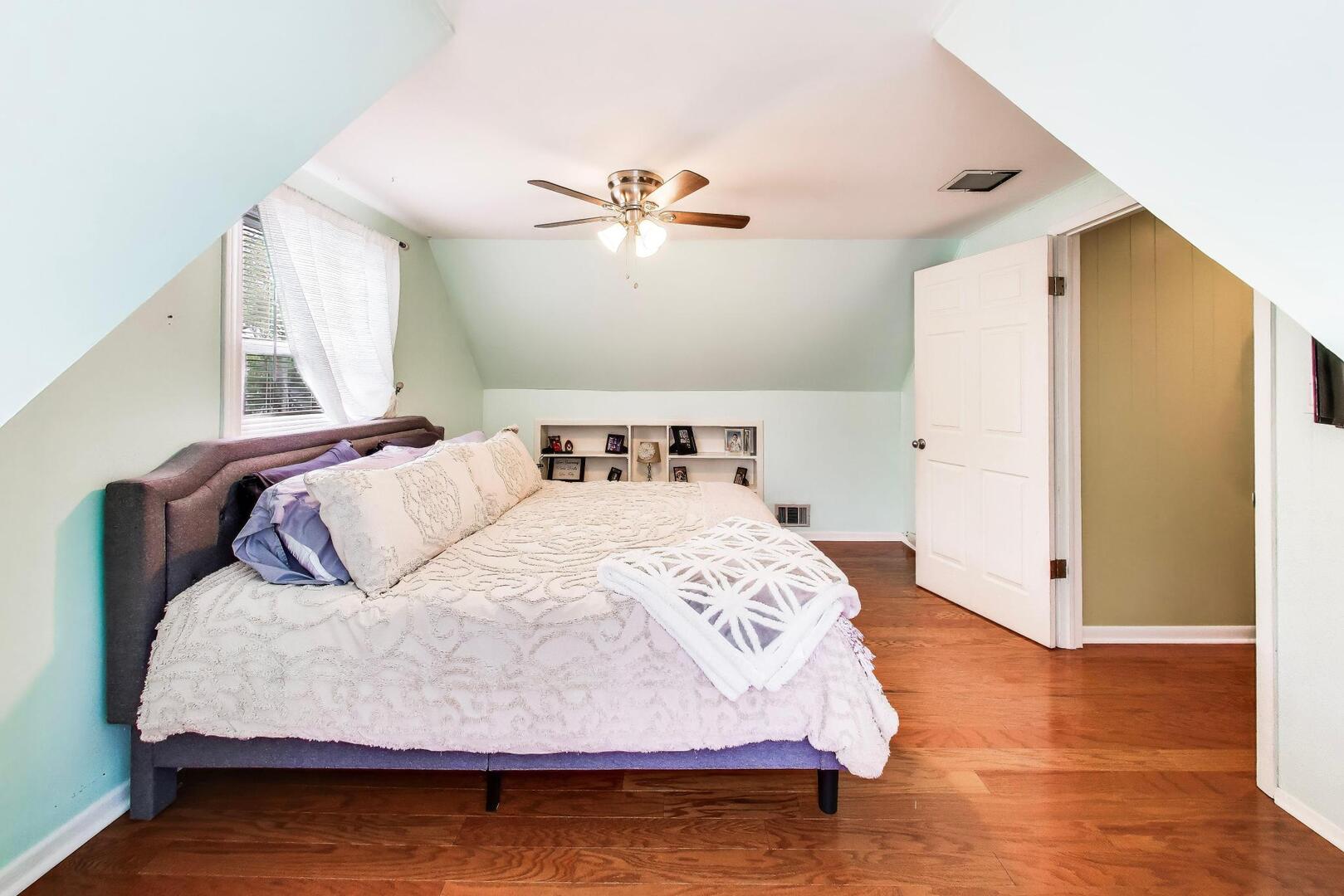 817 Spring Road Elmhurst, IL 60126 - Photo 14 of 29