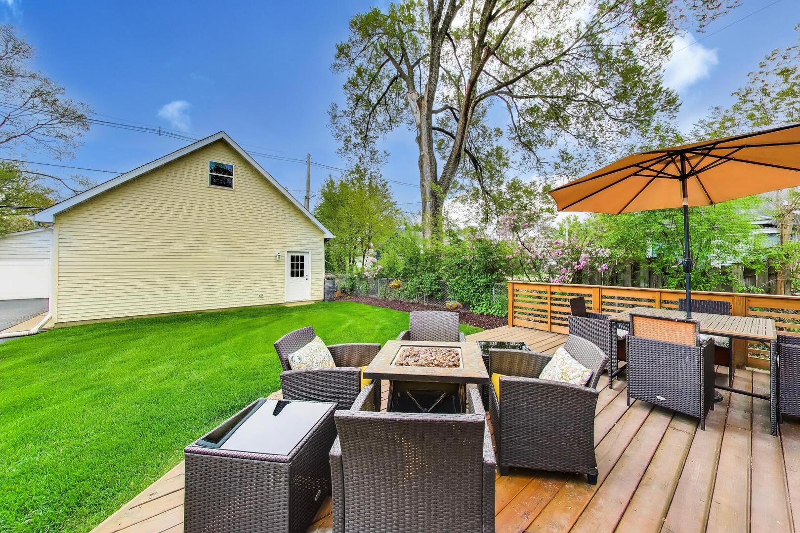 817 Spring Road Elmhurst, IL 60126 - Photo 18 of 29