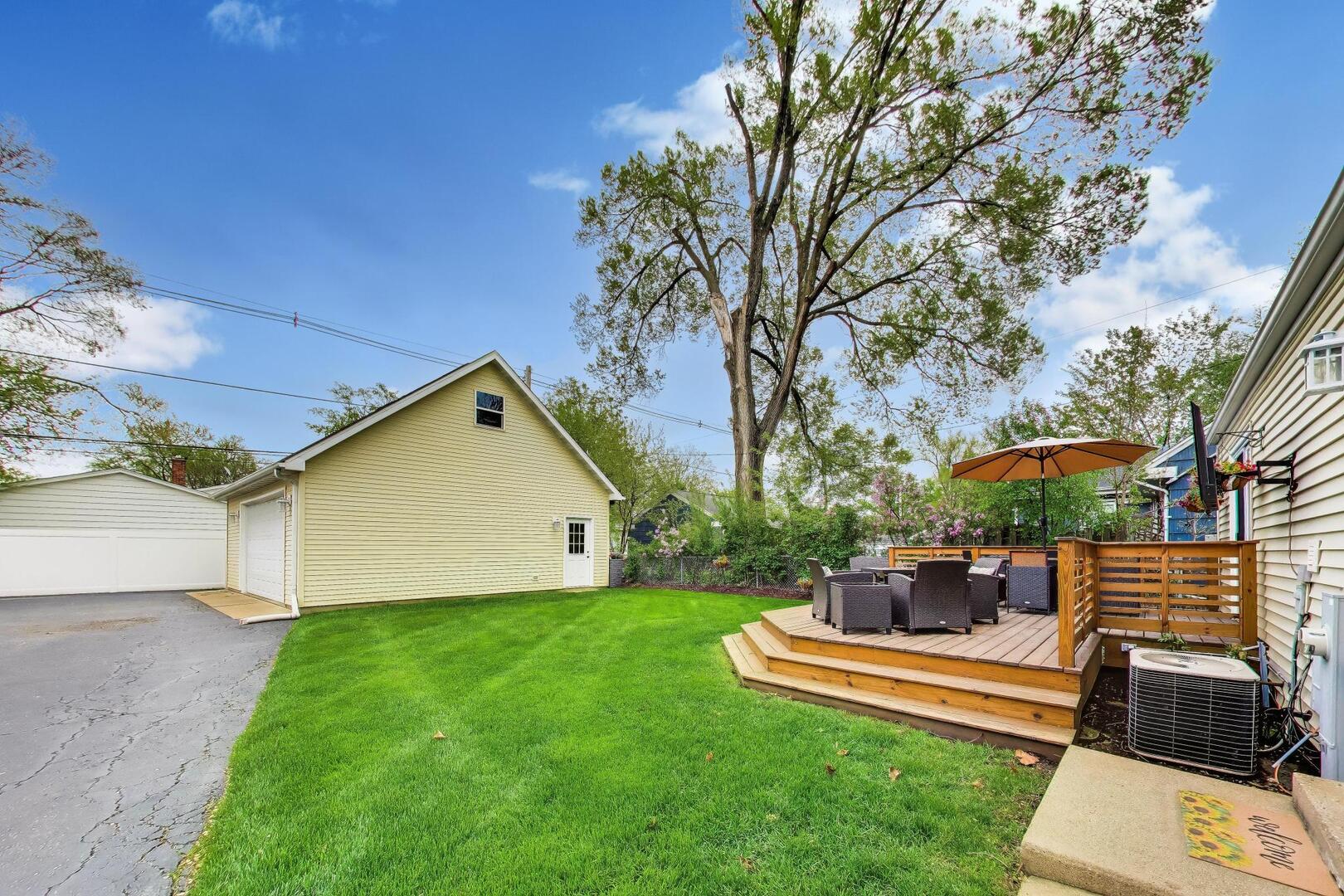 817 Spring Road Elmhurst, IL 60126 - Photo 23 of 29