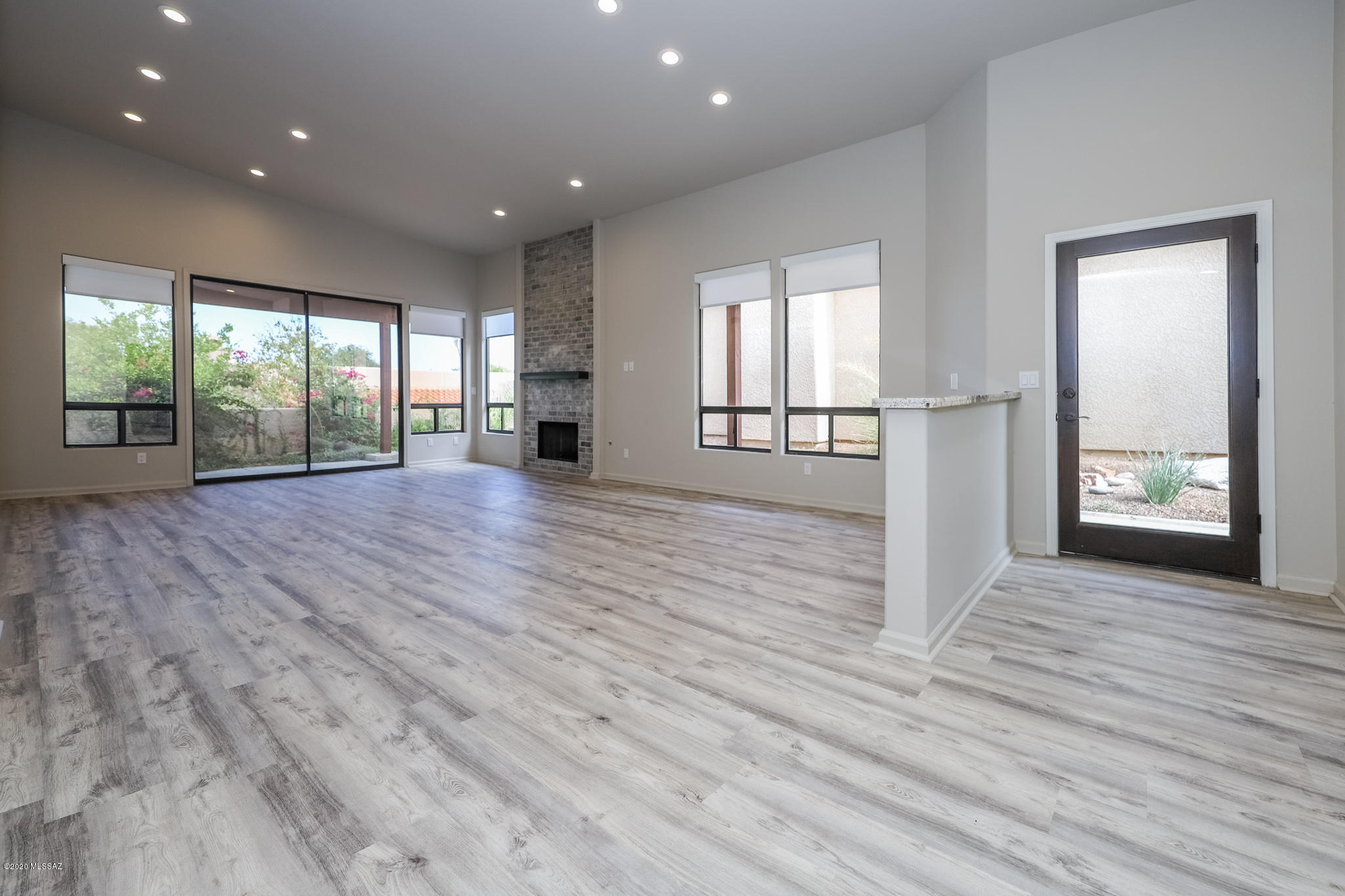 5845 North Misty Ridge Drive Tucson, AZ 85718 - Photo 4 of 34