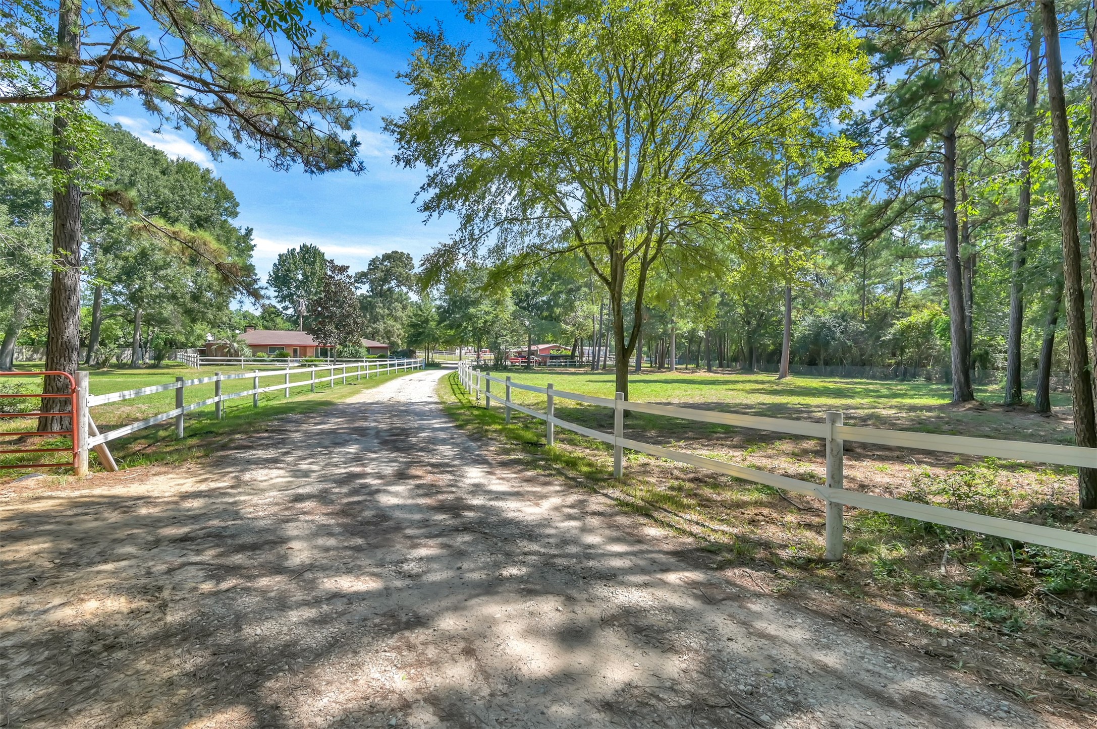 26768 A Dobbin-Huffsmith Road Magnolia, TX 77354 - Photo 2 of 29 a view of a park