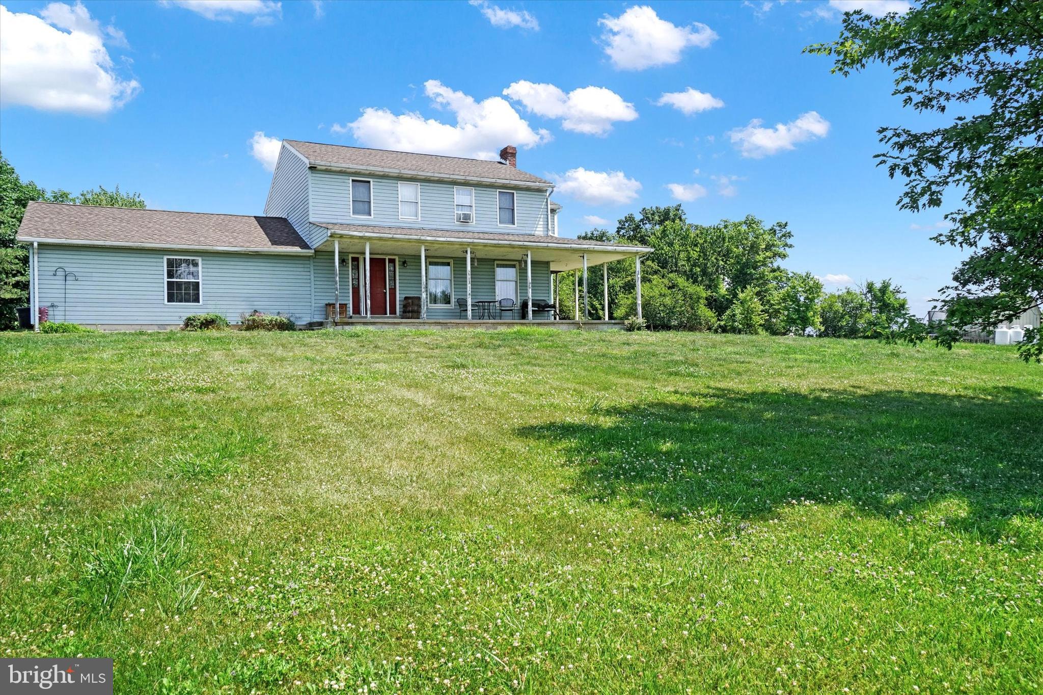 575 Ridge Road Dillsburg, PA 17019 - Photo 3 of 32