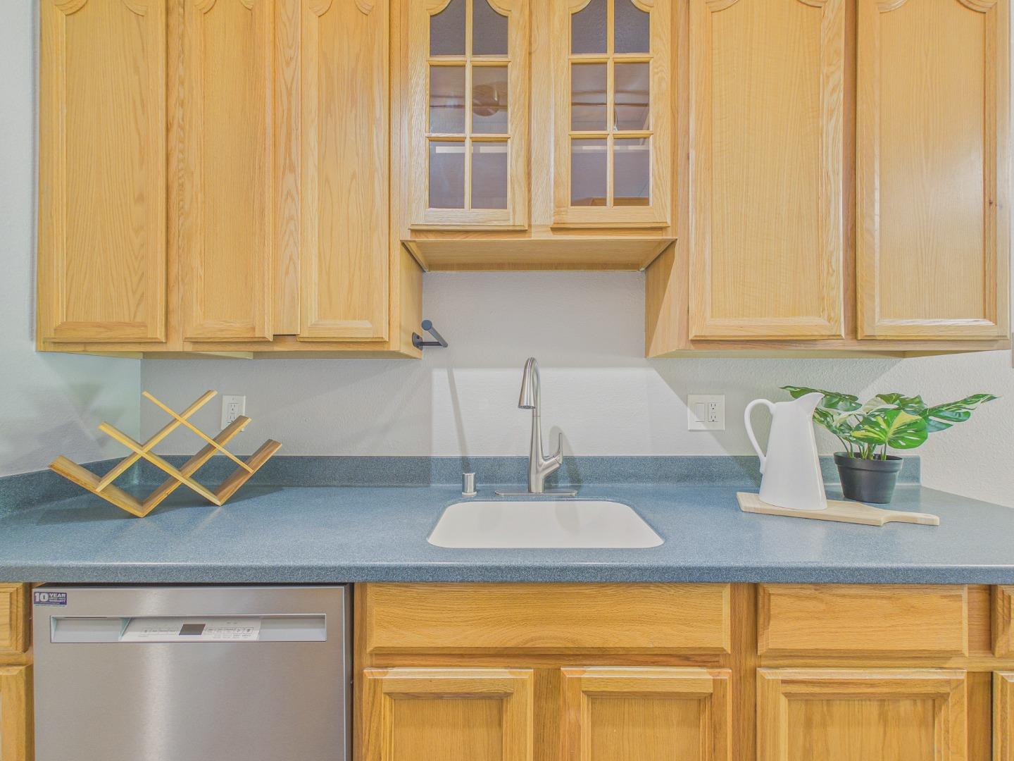 264 North Whisman Road, Unit 13 Mountain View, CA 94043 - Photo 24 of 24