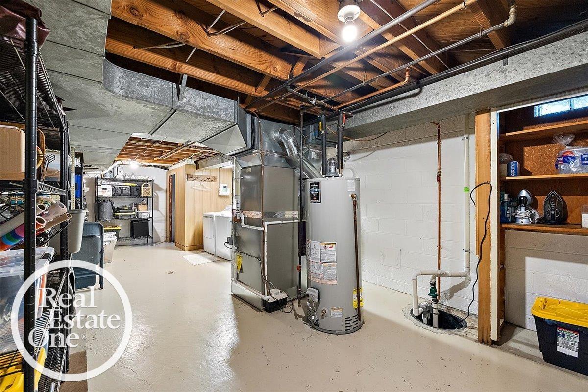 324 Cloverly Road Grosse Pointe Farms, MI 48236 - Photo 40 of 46