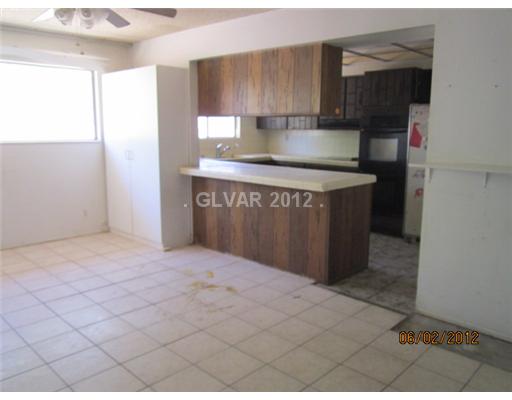 3589 Ruth Drive Las Vegas, NV 89121 - Photo 3 of 10 Dining Room.