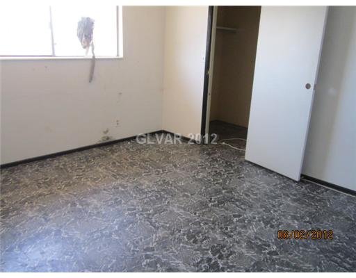 3589 Ruth Drive Las Vegas, NV 89121 - Photo 7 of 10 Bedroom.