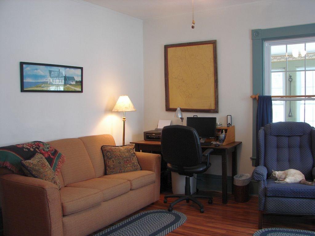 1714 State Road Eliot, ME 03903 - Photo 11 of 30 Living room from front entrance.