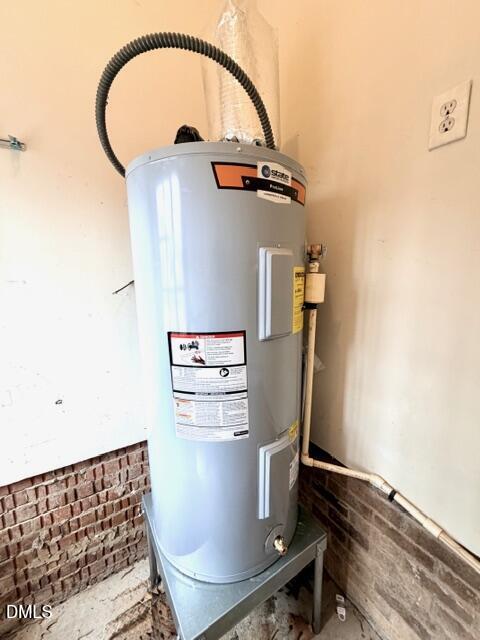 5308 McCormick Road Durham, NC 27713 - Photo 31 of 32 Water Heater
