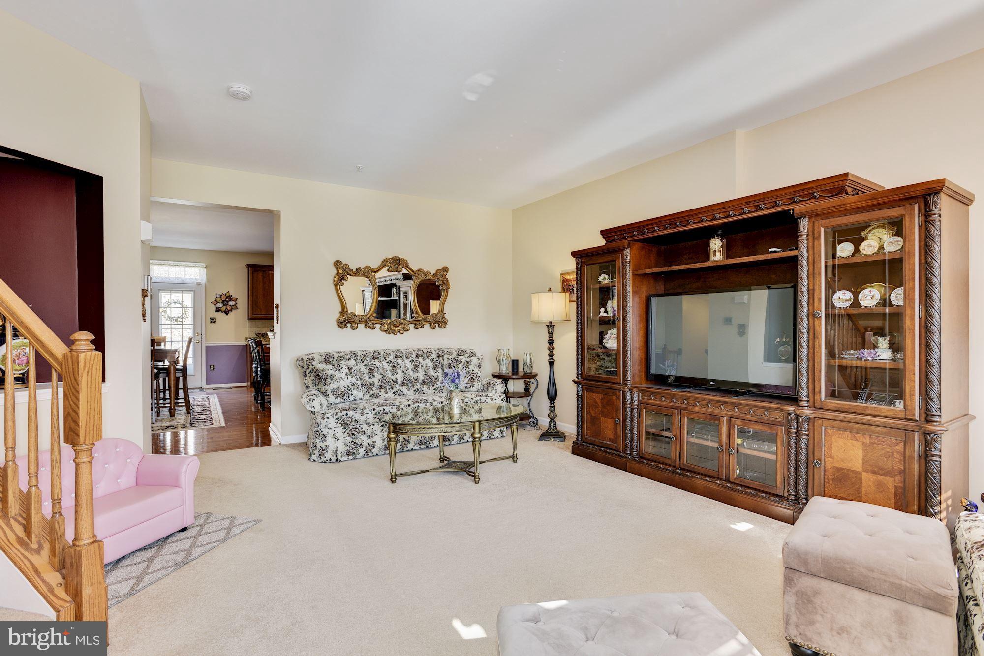 9311 Summit View Way Perry Hall, MD 21128 - Photo 15 of 35 Living Room