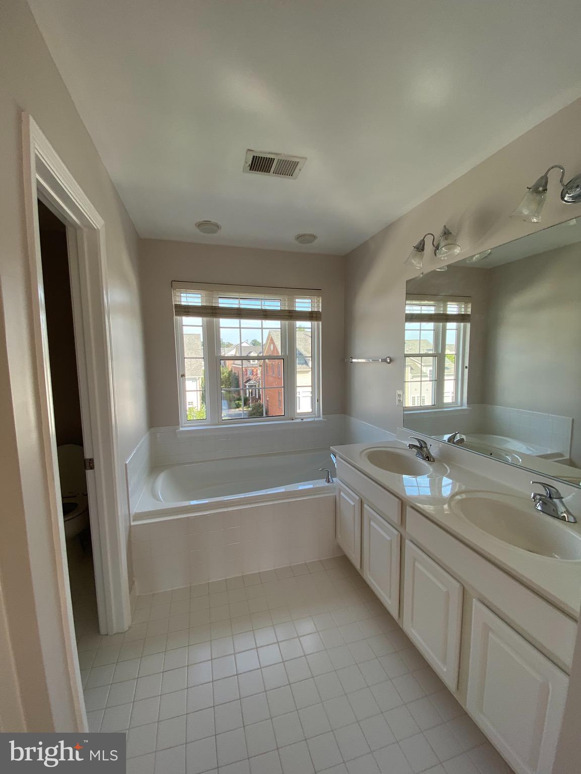 1045 Gaither Road Rockville, MD 20850 - Photo 13 of 27 Master Bathroom