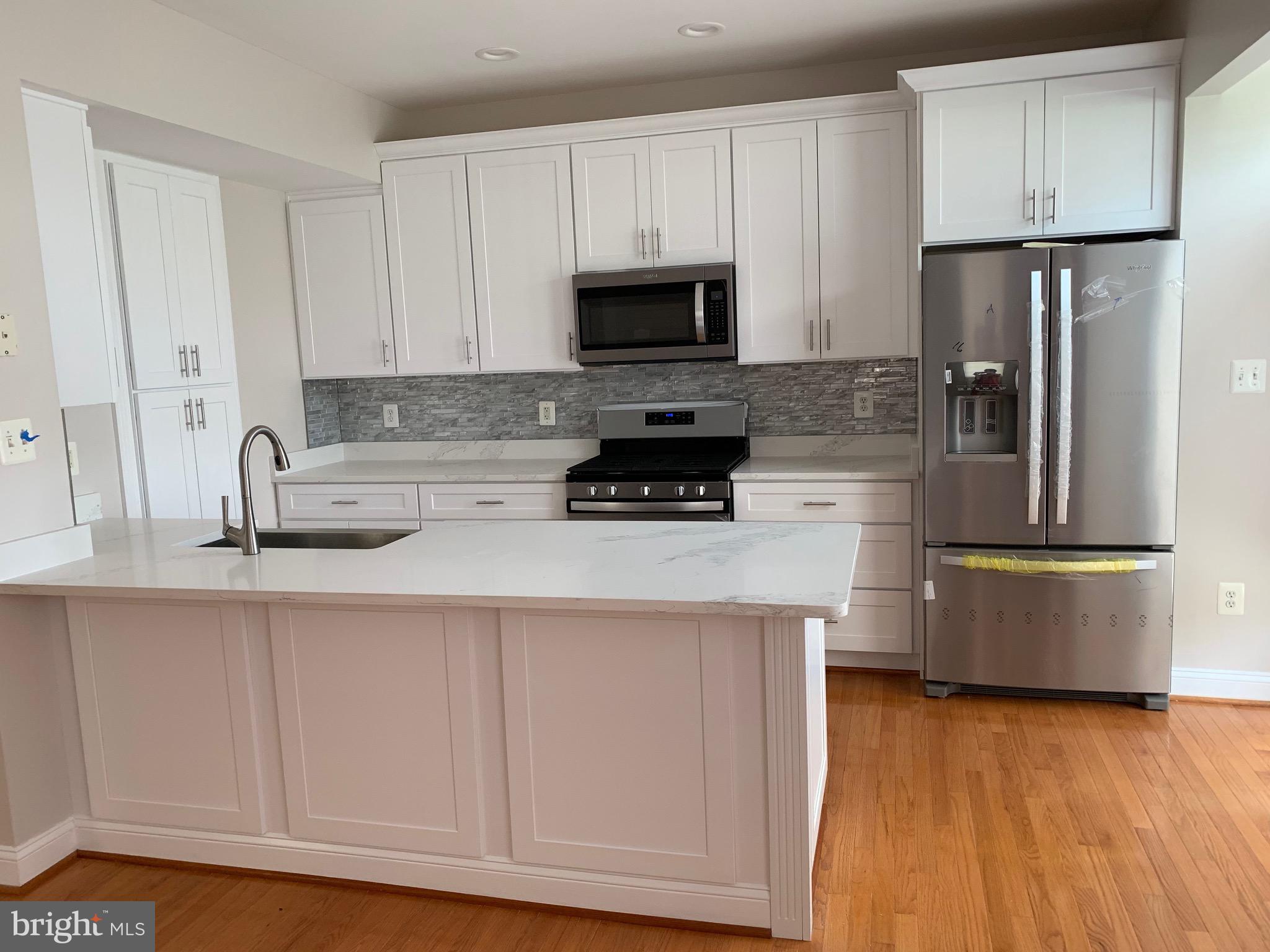 1045 Gaither Road Rockville, MD 20850 - Photo 3 of 27 Kitchen