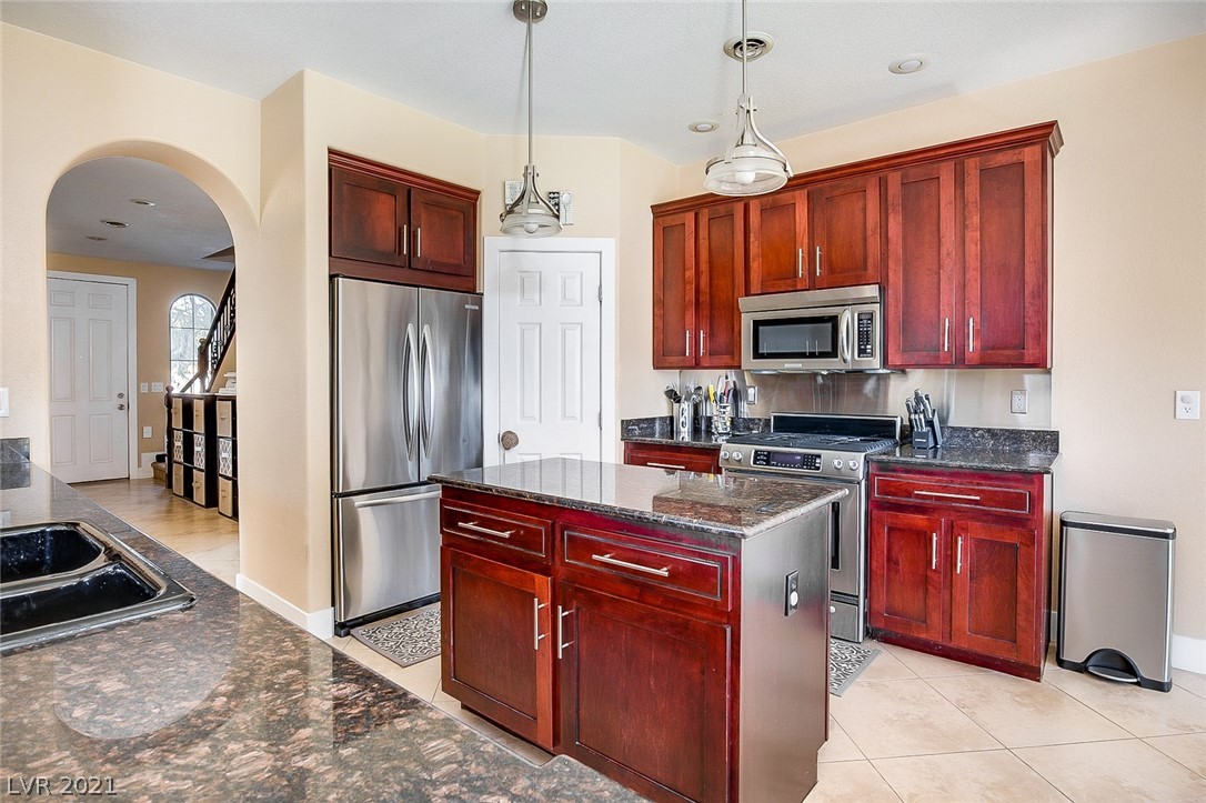7633 Rory Court Las Vegas, NV 89129 - Photo 16 of 49 Gallery Image 16
