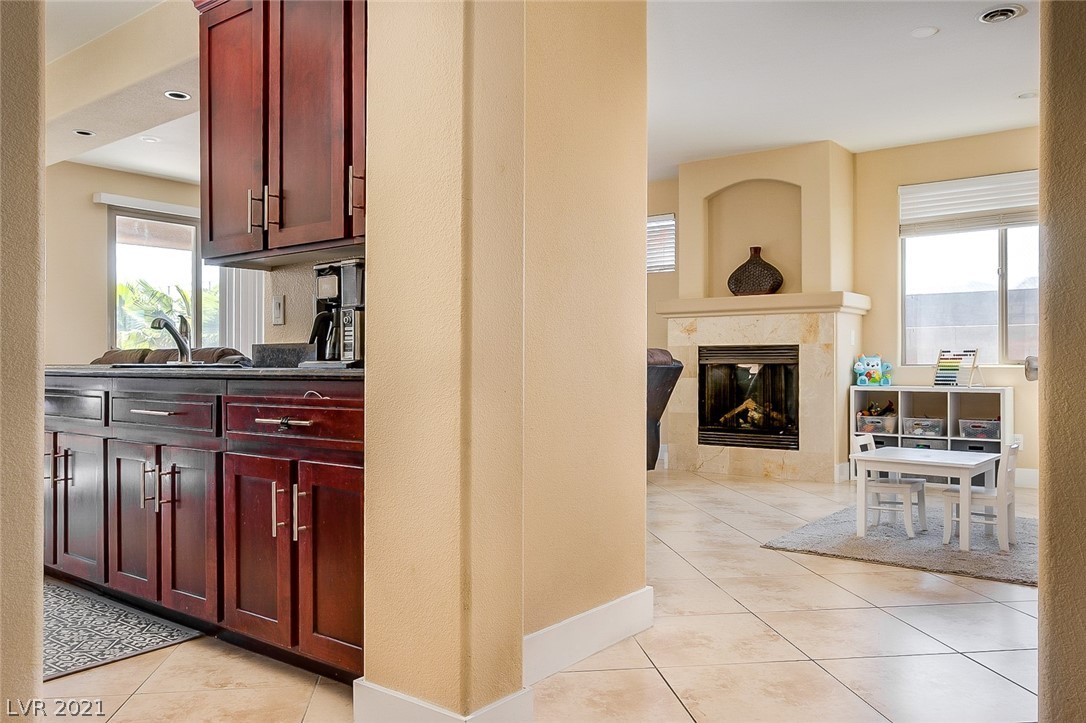 7633 Rory Court Las Vegas, NV 89129 - Photo 7 of 49 Gallery Image 7