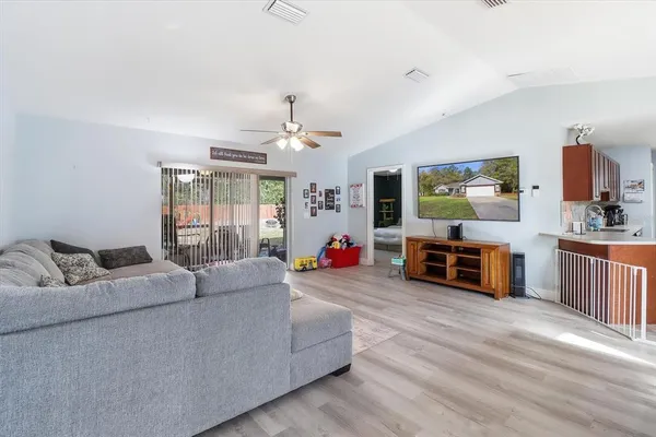 $279,000 | 786 North Dugan Avenue, Inverness, FL 34453