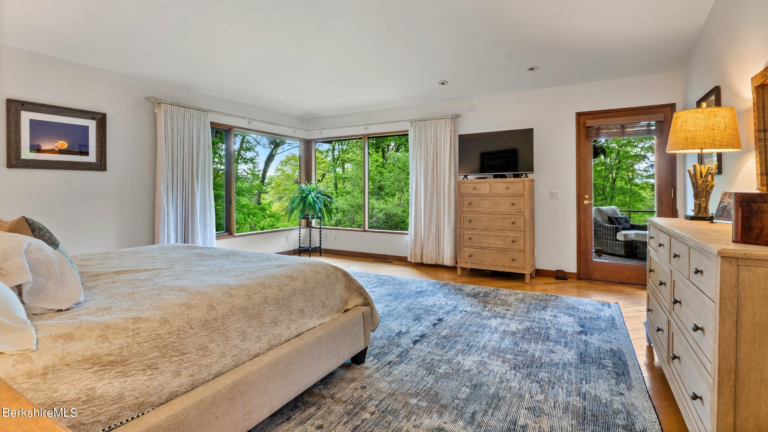 140 Main Road Monterey, MA 01230 - Photo 22 of 44 LRDSC08341