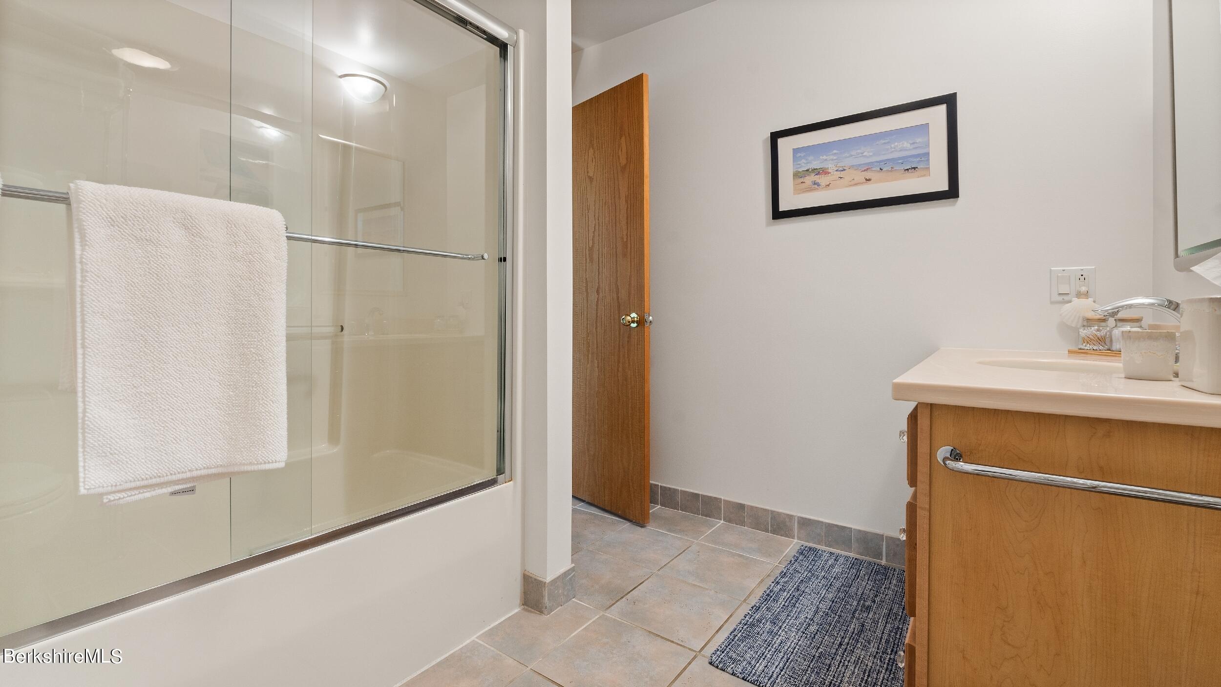 140 Main Road Monterey, MA 01230 - Photo 27 of 44 GUEST BEDROOM ENSUITE BATHROOM