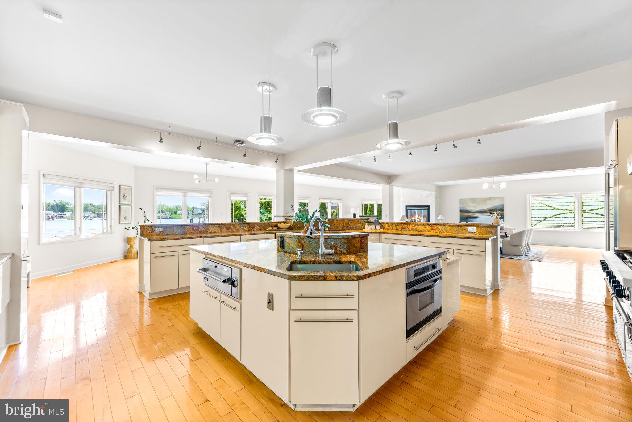 1501 Shore Road Middle River, MD 21220 - Photo 24 of 82