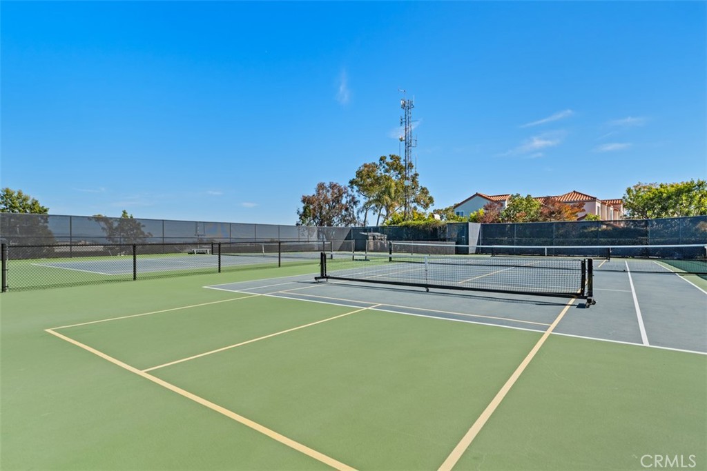 3 Nice Laguna Niguel, CA 92677 - Photo 42 of 66 a view of a tennis court