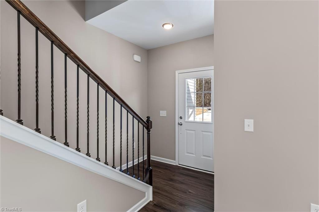 6061 Frye Bridge Road Clemmons, NC 27012 - Photo 5 of 39
