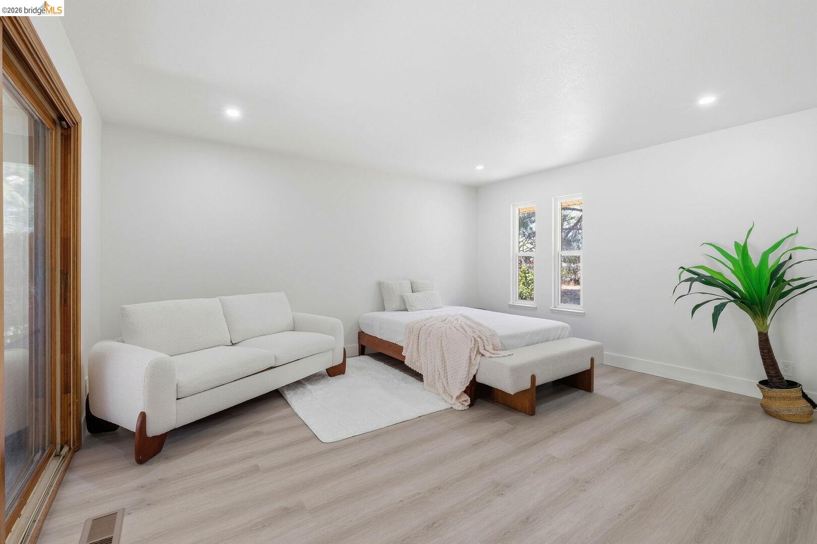 1590 Sunset Road Brentwood, CA 94513 - Photo 17 of 45 Master bedroom