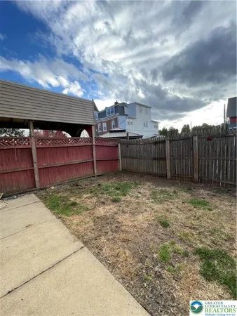 $1,850 | 2064 Grape Street, Allentown, PA 18104