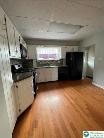 $1,850 | 2064 Grape Street, Allentown, PA 18104