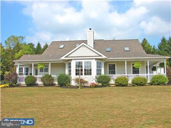 262 Lippitt Road Honey Brook, PA 19344 - Photo 2 of 12 Exterior Back