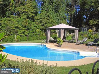 262 Lippitt Road Honey Brook, PA 19344 - Photo 3 of 12 Gallery Image 3