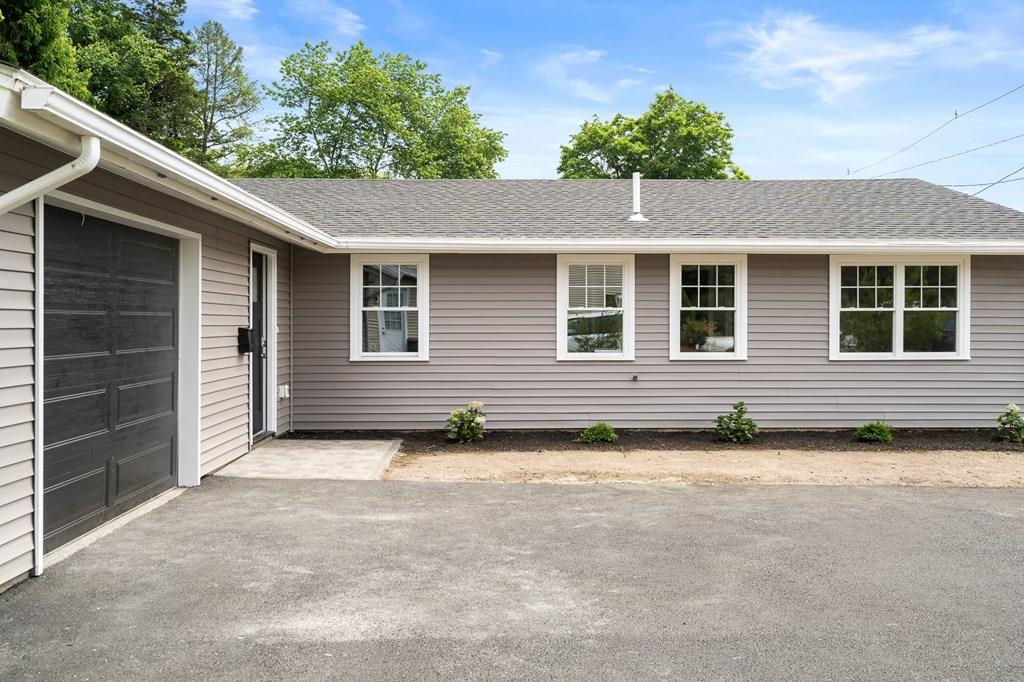 15 Downing Road Peabody, MA 01960 - Photo 2 of 40 Gallery Image 2