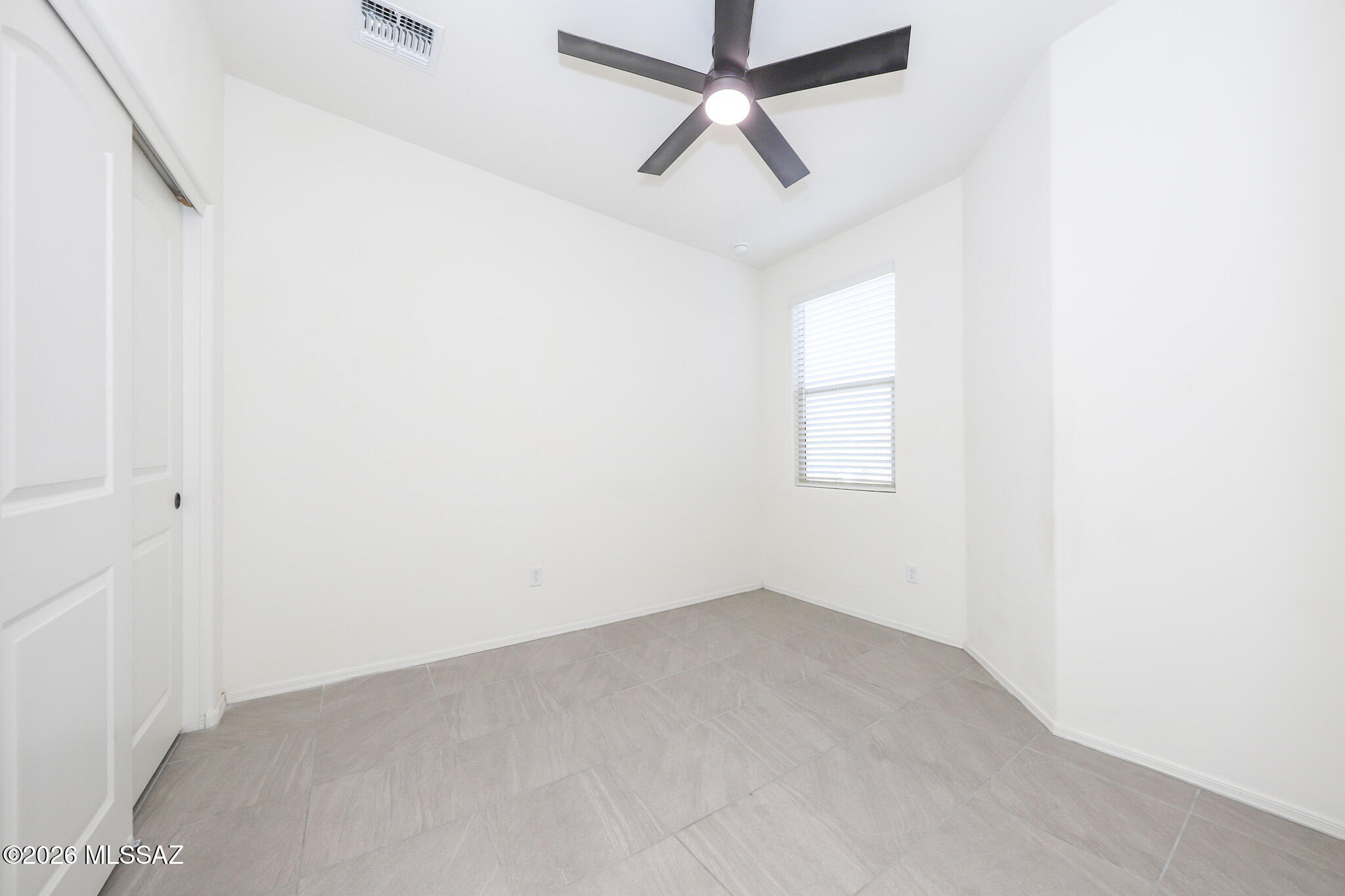 6283 South Rigby Way Tucson, AZ 85746 - Photo 16 of 24 Secondary Bedroom