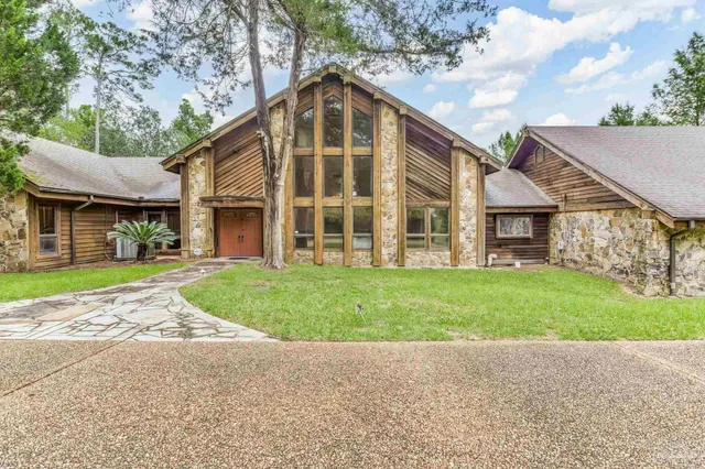 $670,000 | 2782 Creekwood Drive, Cantonment, FL 32533