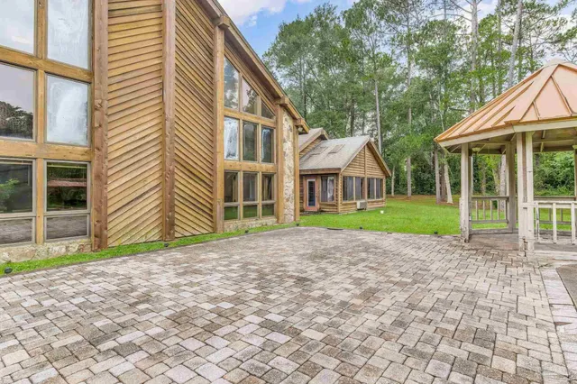 $670,000 | 2782 Creekwood Drive, Cantonment, FL 32533