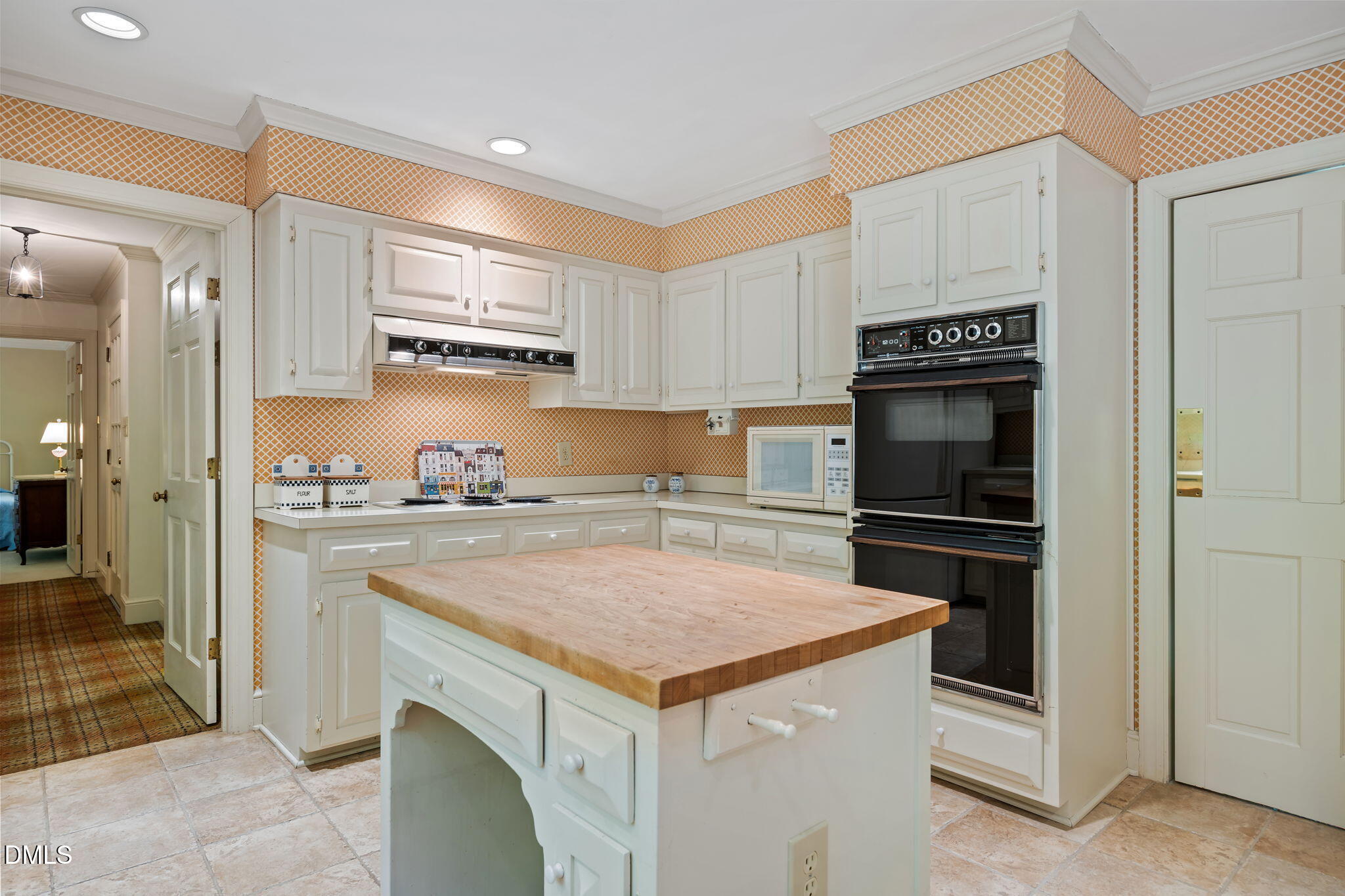 2309 Valley Forge Road Raleigh, NC 27615 - Photo 22 of 49 41-web-or-mls-IMG_1413